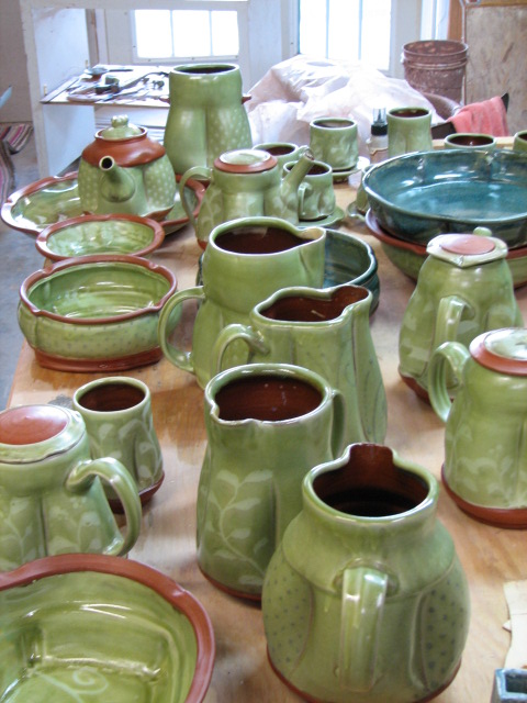 Table of pots